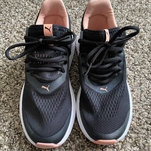 Puma Running Sneakers